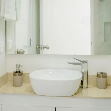 Apartamento Exclusivo Con Vista Al Mar *